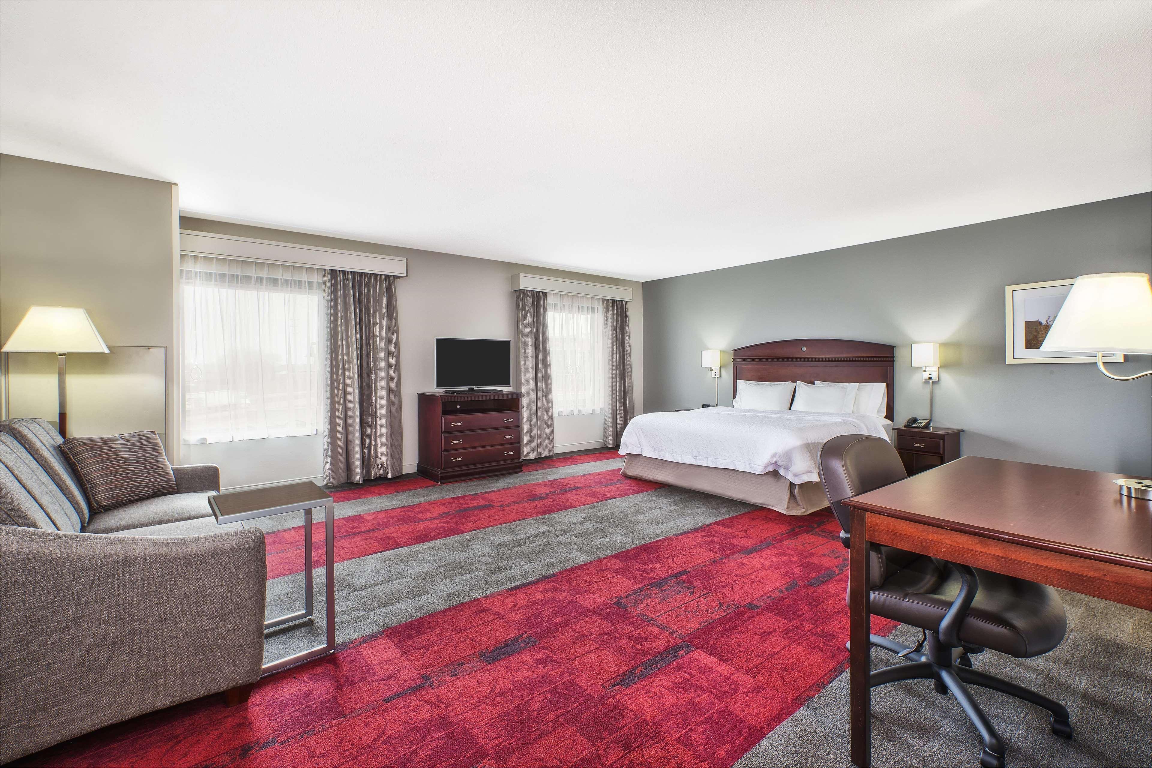 Hampton & - West 3* Madison