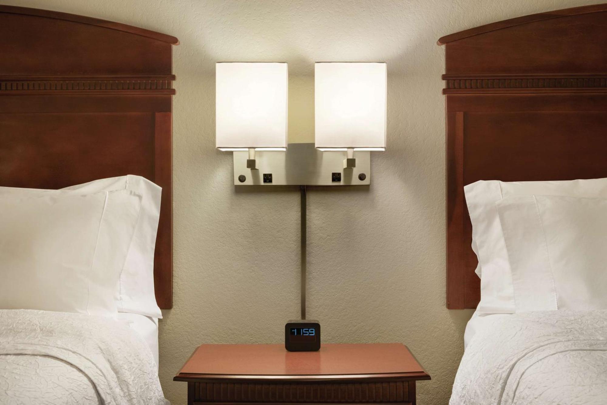 Hampton & - West Hotel 3*