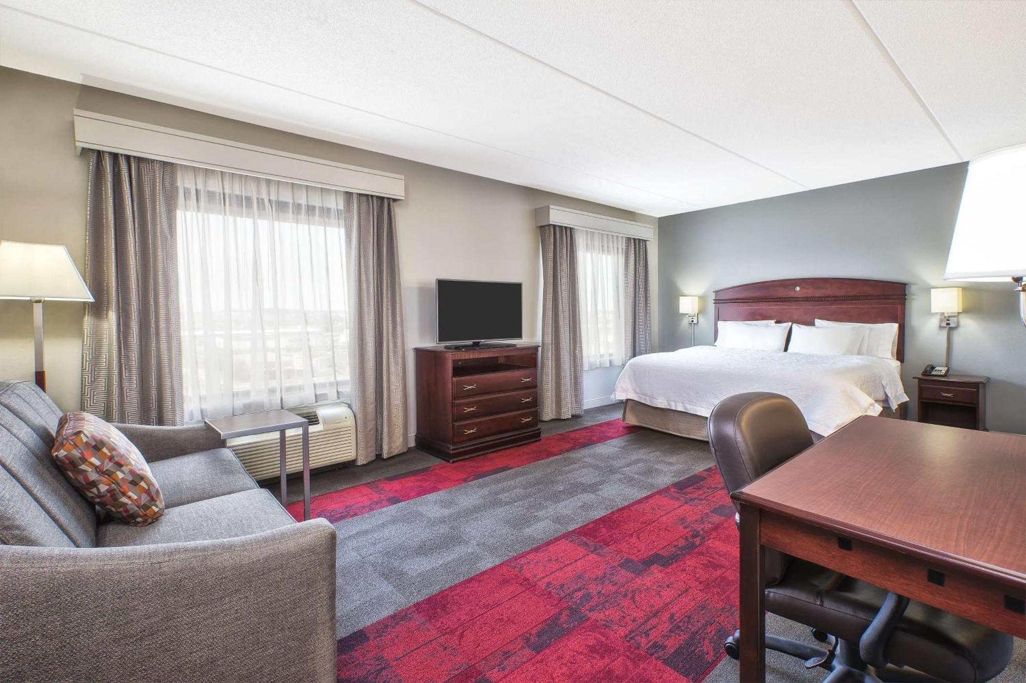 Hampton & - West Hotel Madison