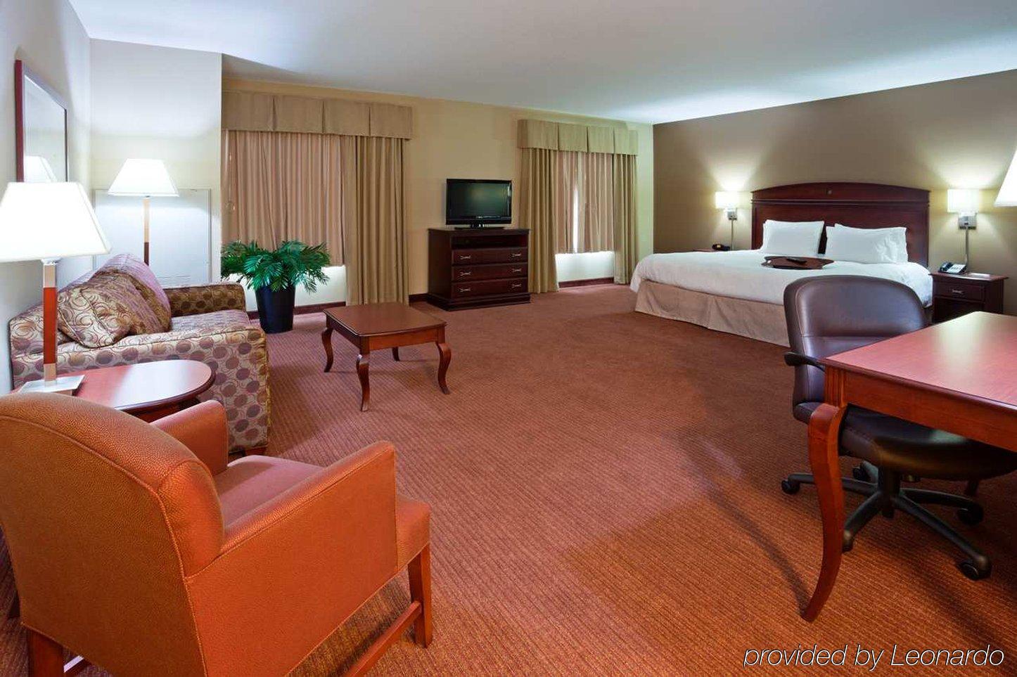 Hotel Hampton & - West 3*
