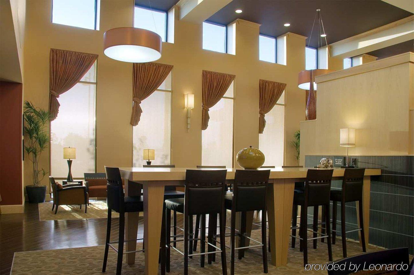 Hampton & - West Hotel